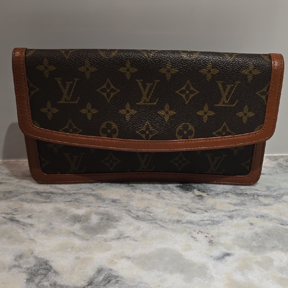 Louis Vuitton Monogram Clutch in Brown and Tan
